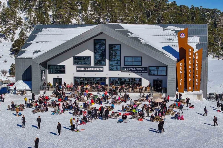 Denizli Kayak Merkezi yeni sezona hazır 