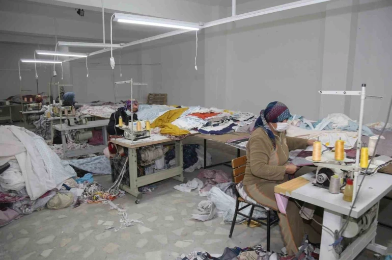 Denizli’de fason sektörü can çekişiyor 