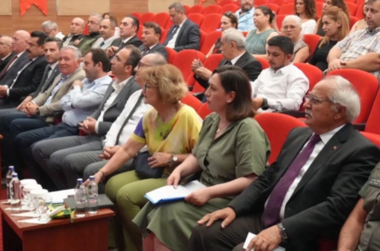 Denizli’de Sahipsiz Sokak Hayvanları Değerlendirme Toplantısı Yapıldı
