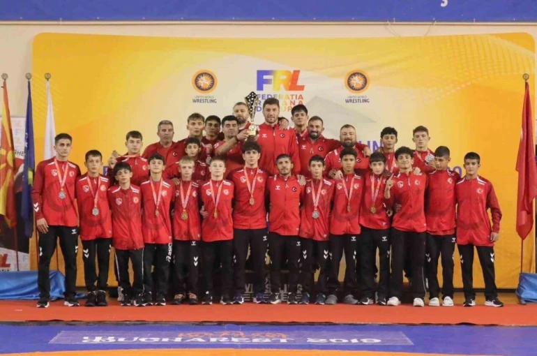 Denizlili güreşçiler Balkanları fethetti 