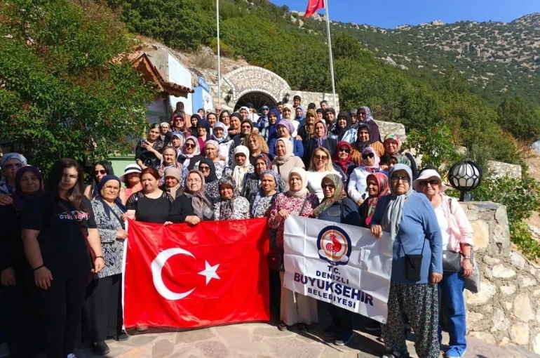 Denizlili kadınlar Acıpayam’da buluştu