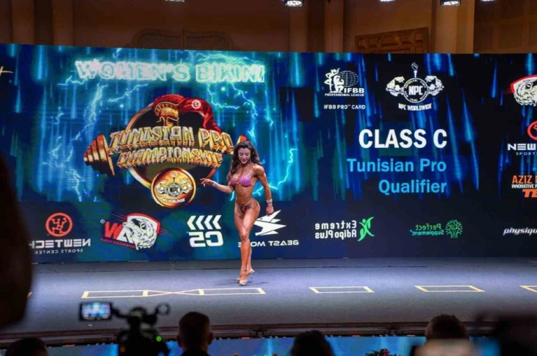 Denizlili sporcu, vücut geliştirmede IFBB Pro Card sahibi oldu 