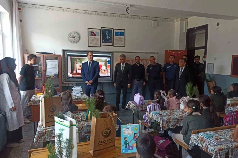 Derebucak’ta ilk ders zili çaldı 