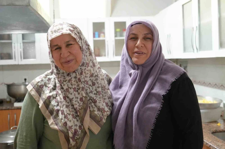 Devlet destekledi, anne ve kızı azimle başardı: 11 yıldır köydeki restoranda damakları şenlendiriyorlar 