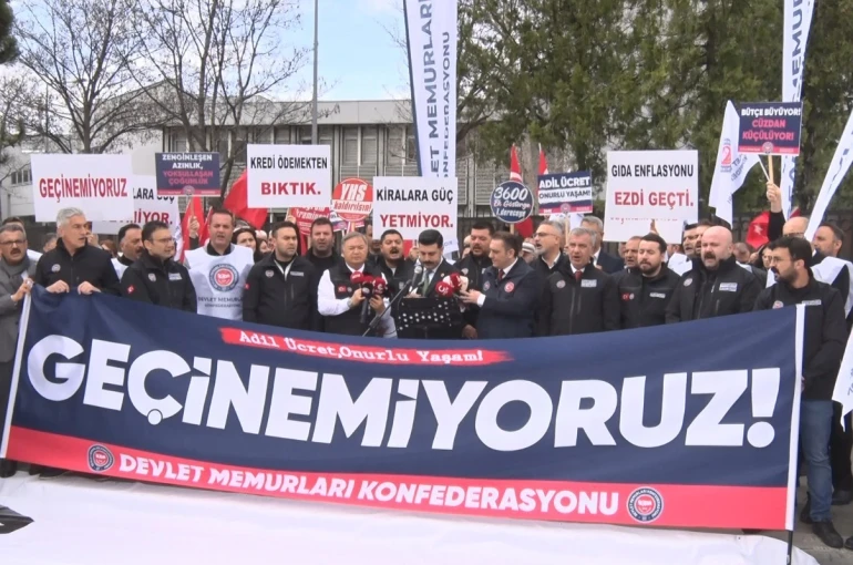 Devlet Memurları Konfederasyonu Genel Başkanı Kaya: "Memurumuz ayın sonunu getirecek maaşlara erişene kadar mücadelemizi sürdüreceğiz" 