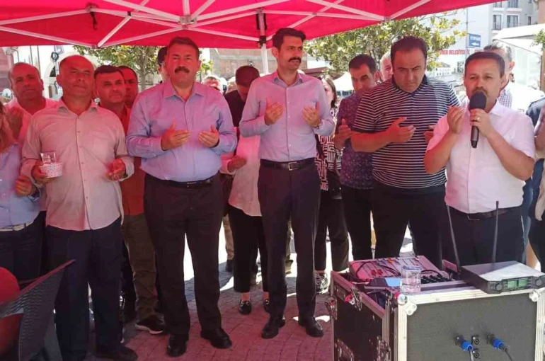 Devrek’te aşure programı büyük ilgi gördü 