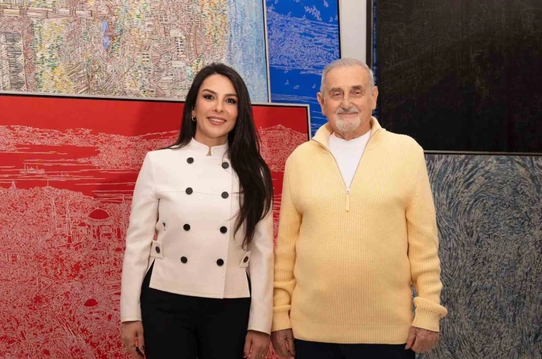 "Devrim Erbil: Gökyüzü Öyle Maviydi Ki" izleyiciyle buluşuyor 