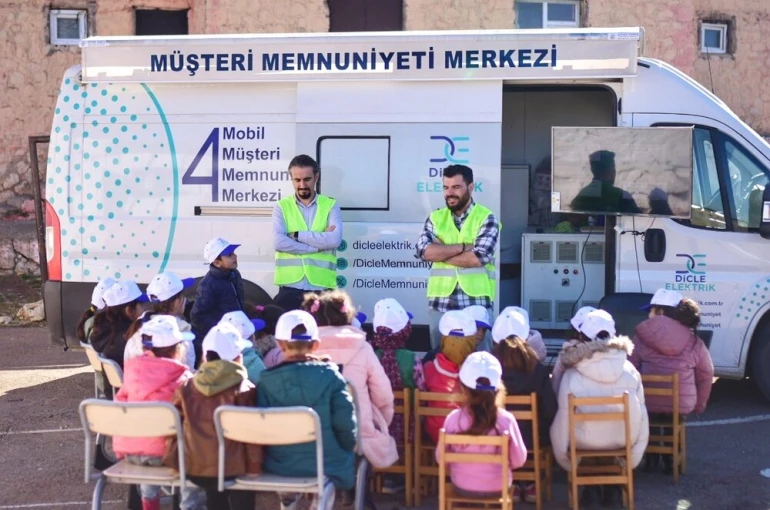 Dicle Elektrik’ten 5 bin kadın ve çocuğa enerji tasarrufu eğitimi 
