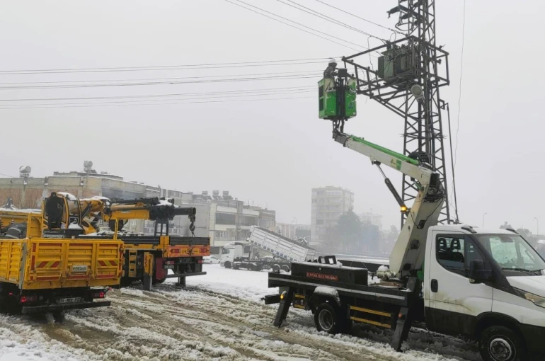 Dicle Elektrik’ten Şanlıurfa’da 521 personel ile kış mesaisi 