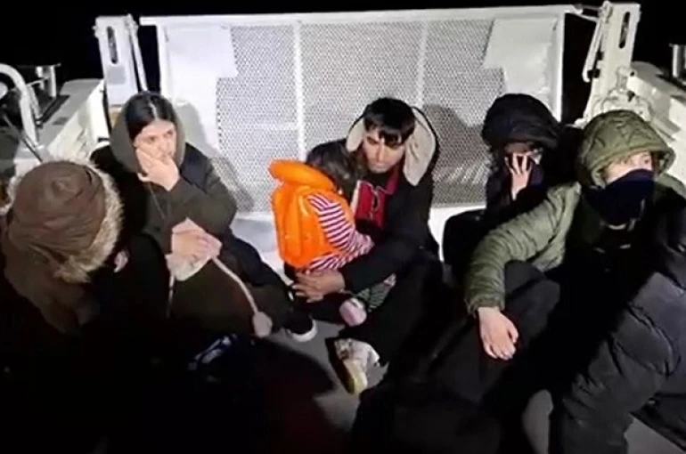 Didim açıklarında 29 düzensiz göçmen kurtarıldı 