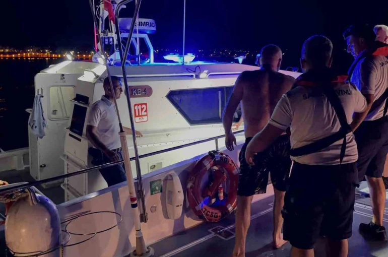 Didim açıklarında alabora olan teknedeki 2 kişi kurtarıldı 
