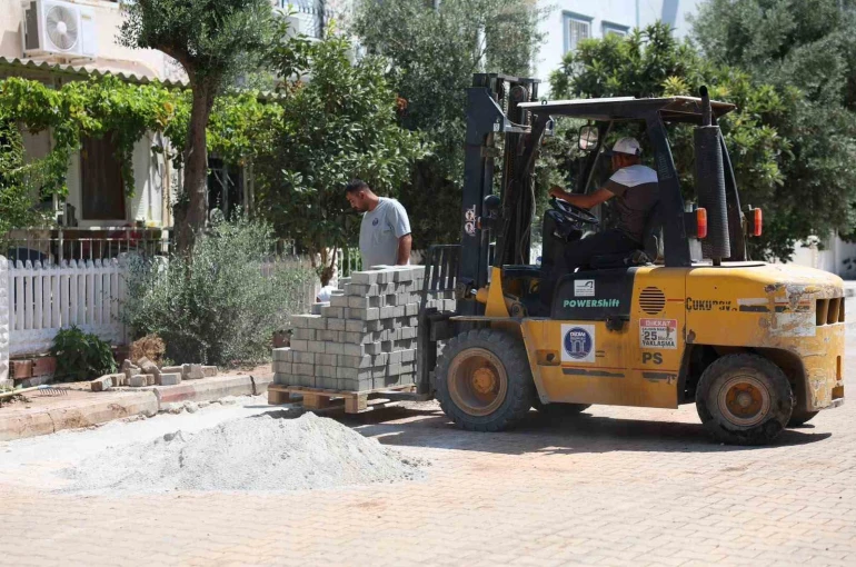 Didim Belediyesi’nden kent genelinde yol bakım ve onarım çalışması