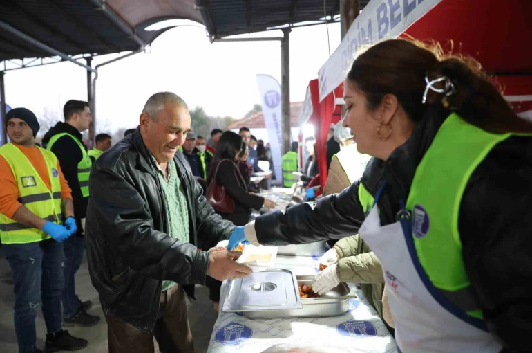 Didim’de vatandaşlar Ramazan şenliğinde bir araya geldi