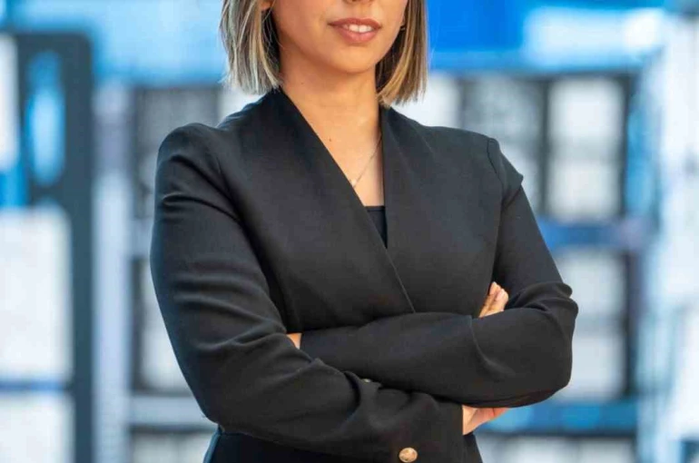 Dijital baskı gençleri yalnızlığa ve yapay kimliğe sürüklüyor 