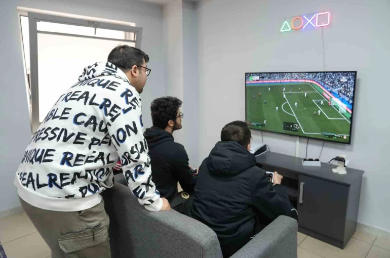 Dijital futbol tutkunları TEKNOMER’de buluştu 