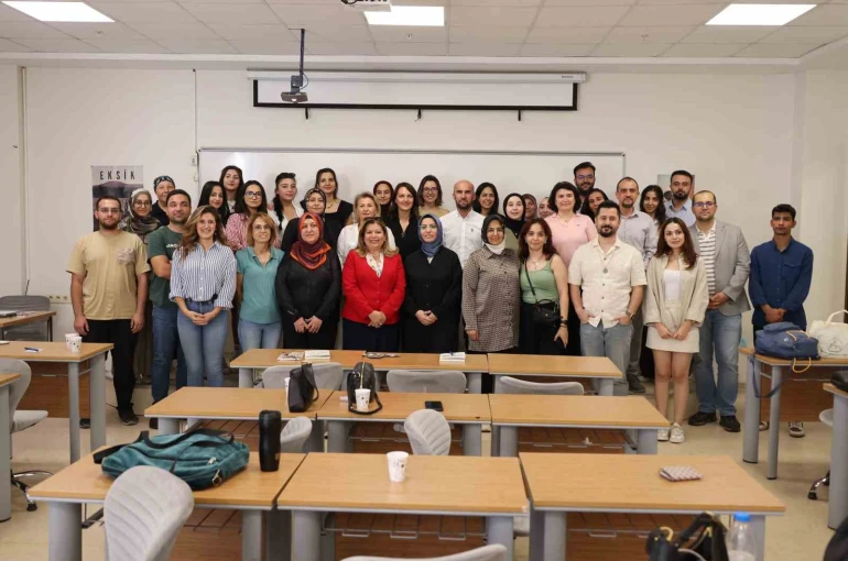 Dijital Görünürlük Atölyesi HKÜ Design Akademi’de gerçekleştirildi 