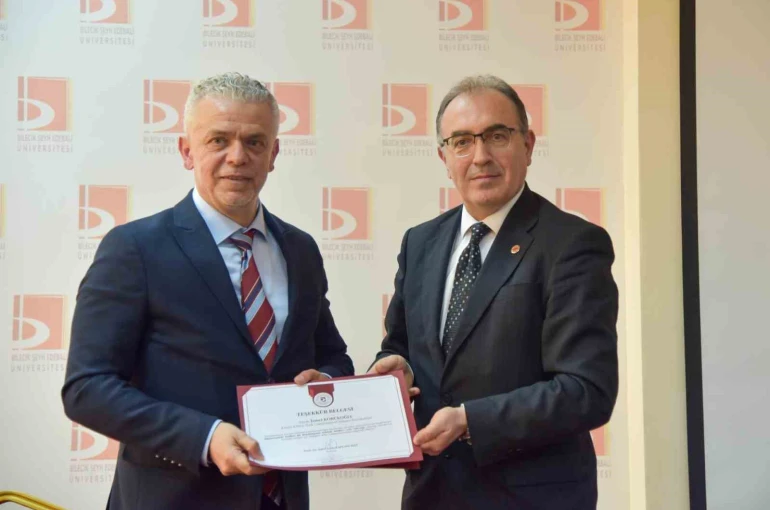 ’Diplomasinin Kodları’ BŞEÜ’de konuşuldu 