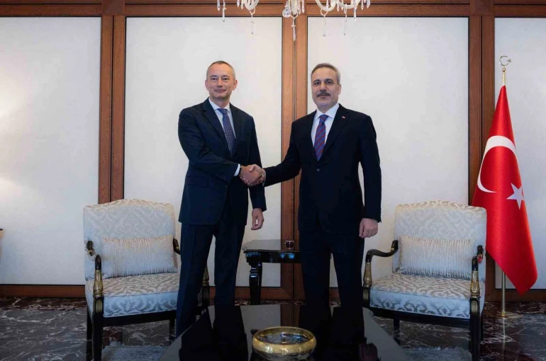 Dışişleri Bakanı Fidan, Gazze Yüksek Temsilcisi Mladenov ile bir araya geldi 