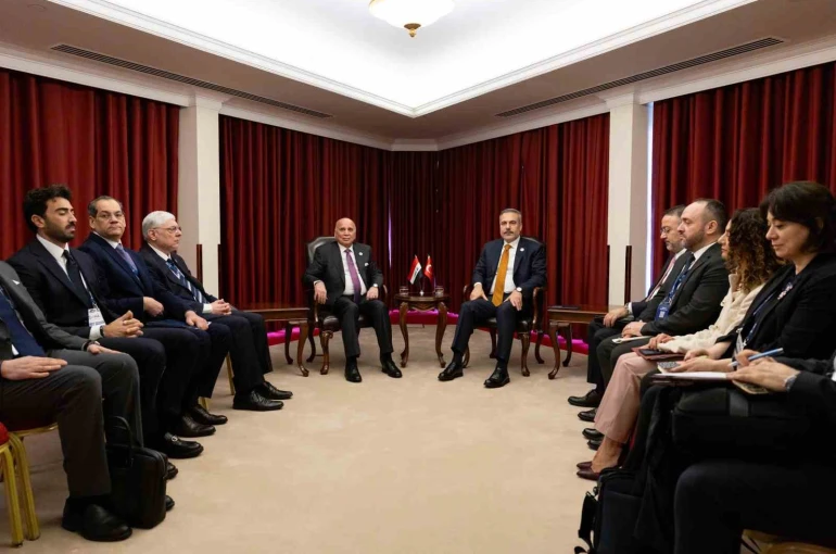 Dışişleri Bakanı Fidan, Iraklı mevkidaşı Hüseyin ile görüştü 
