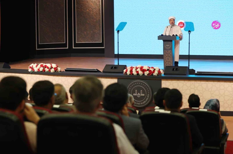 Diyanet İşleri Başkanı Arpaguş: "Peygamber Efendimiz, tüm insanlık için ideal bir örnek olmuştur" 