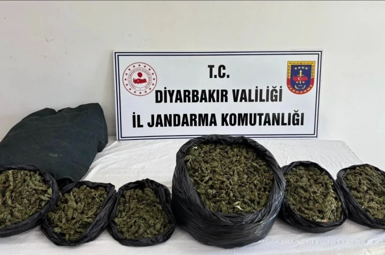Diyarbakır’da 41 kilo esrar ele geçirildi, 18 şüpheliye işlem yapıldı