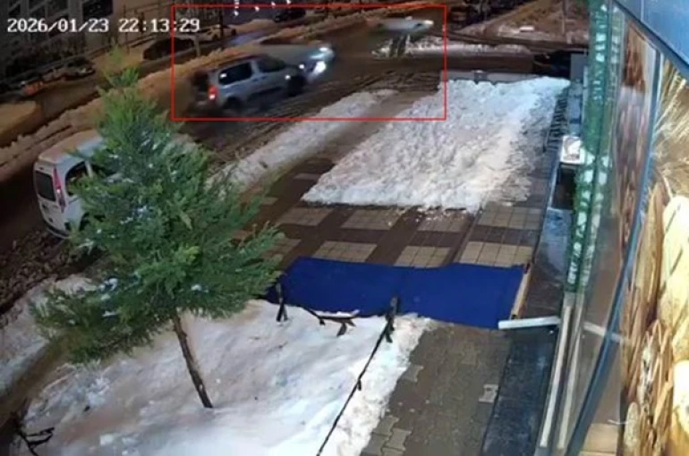 Diyarbakır’da 6 aracın karıştığı zincirleme kaza kamerada: 3 yaralı 