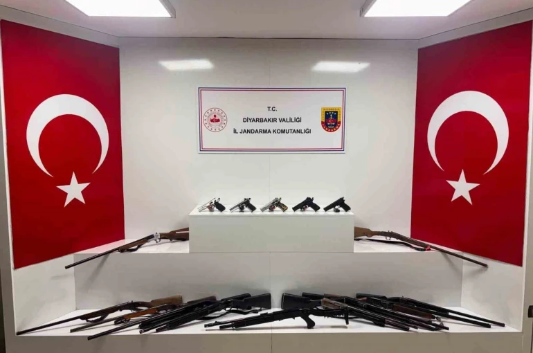 Diyarbakır’da 73 adet silah ele geçirildi 
