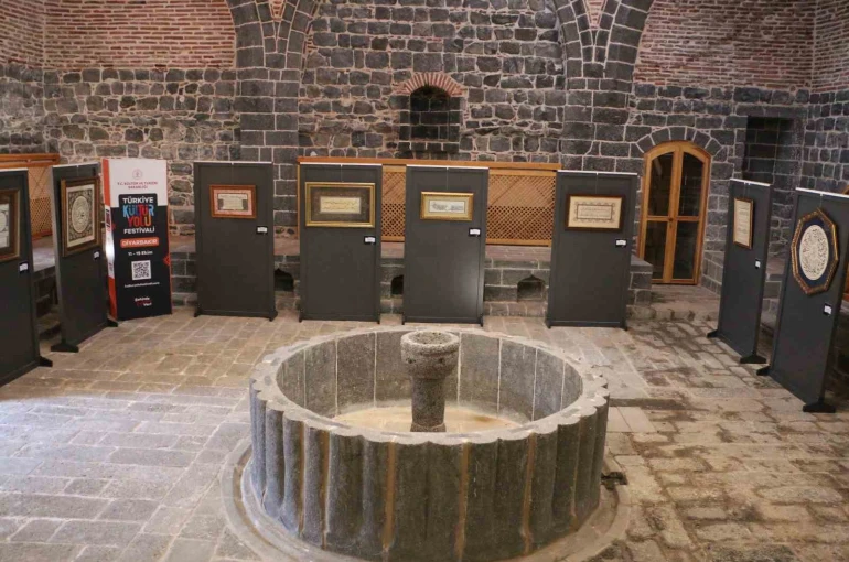 Diyarbakır’da ’Hamid Aytaç’ın İzinde, İcazetnameler’ sergisine yoğun ilgi 