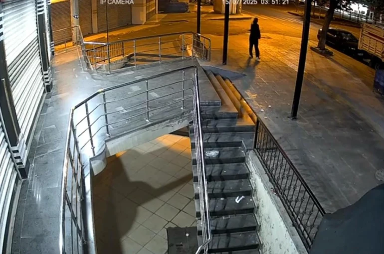 Diyarbakır’da kuyumculara silahlı saldırı: 100 bin dolar istediler 