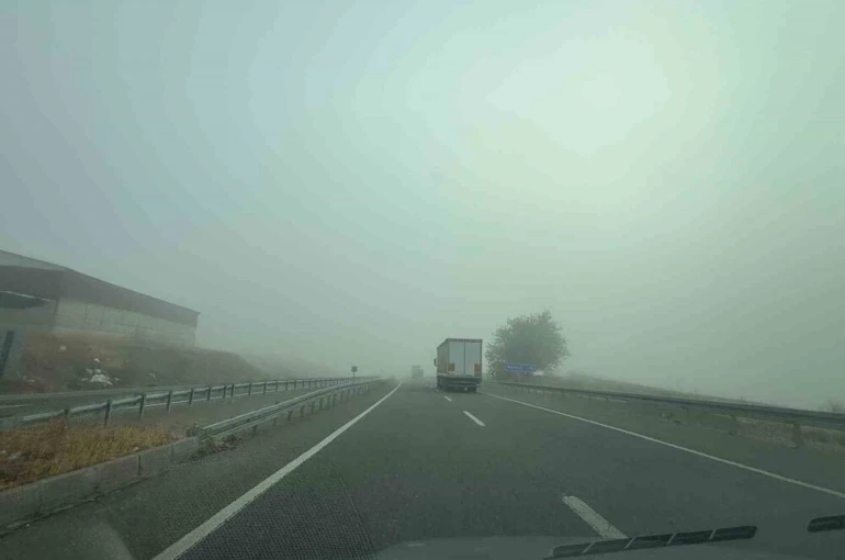 Diyarbakır’da sis etkili oldu