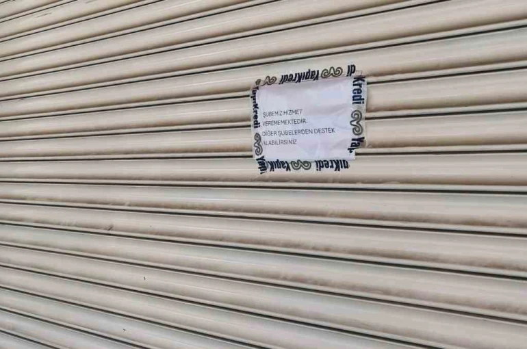 Diyarbakır’da Yapı Kredi Bankası Şubesi’ne silahlı saldırı