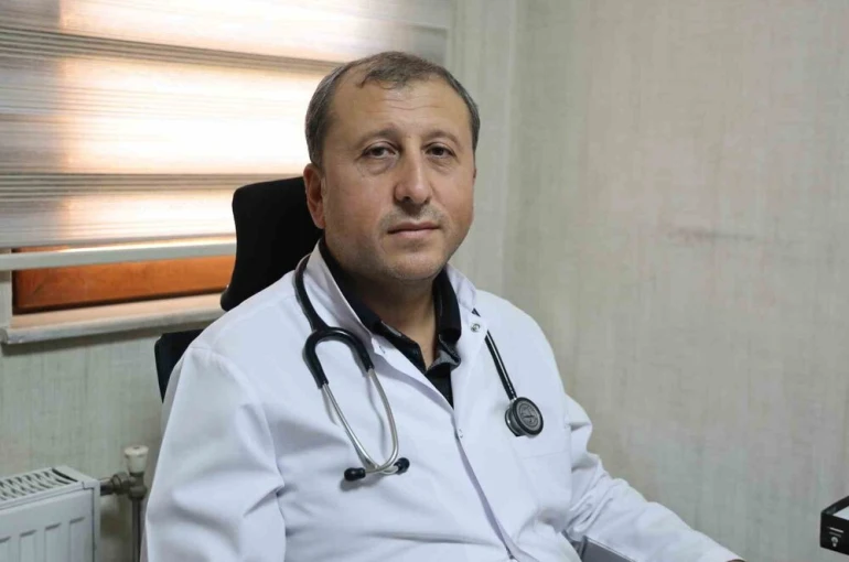 Doç. Dr. Erden: "Dünyada her yıl yaklaşık 2 buçuk milyon insana akciğer kanseri teşhisi konulmaktadır" 