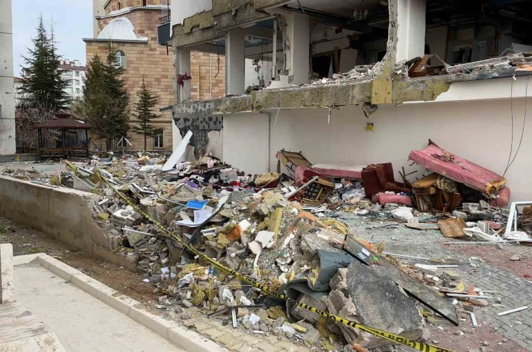 Doğal gaz patlamasının yaraları sarılmadı, mağdurlar fatura şoku yaşadı 