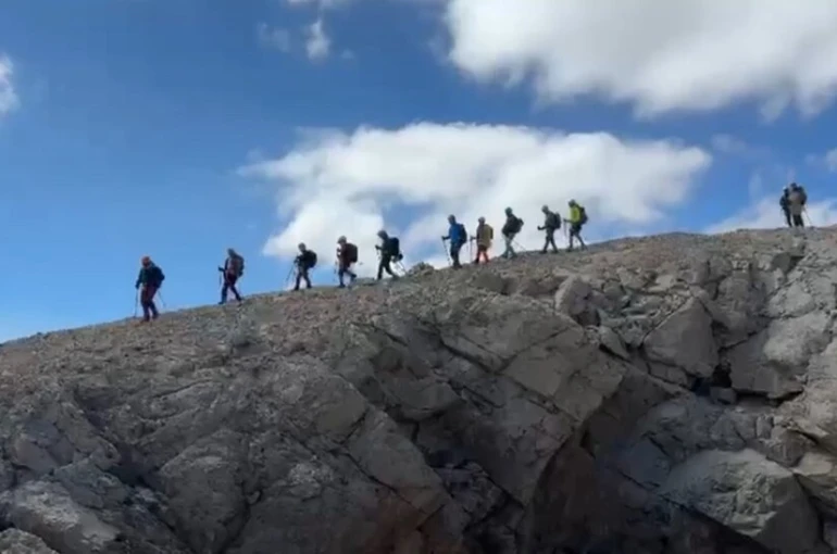 Doğaseverlerin yeni gözdesi Yüksekova dağları