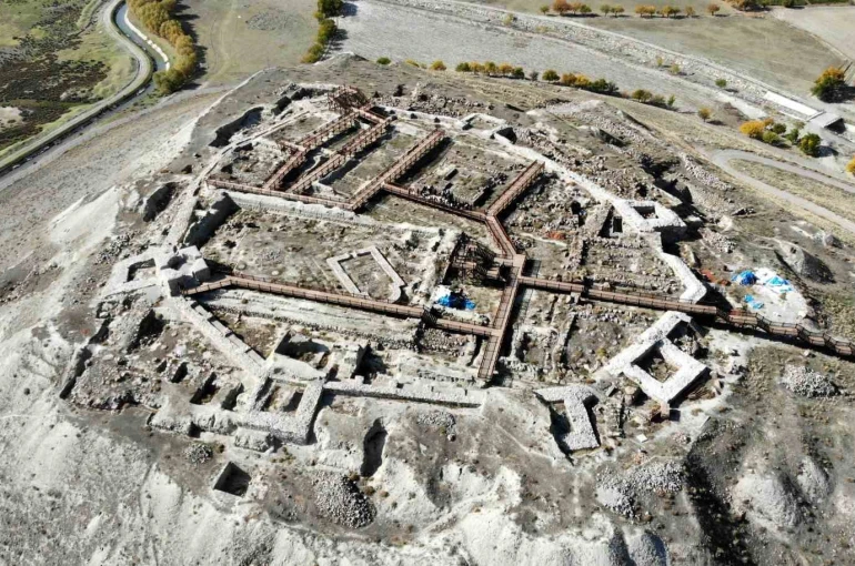 Doğu Anadolu Bölgesinde görülmesi gereken antik kentler