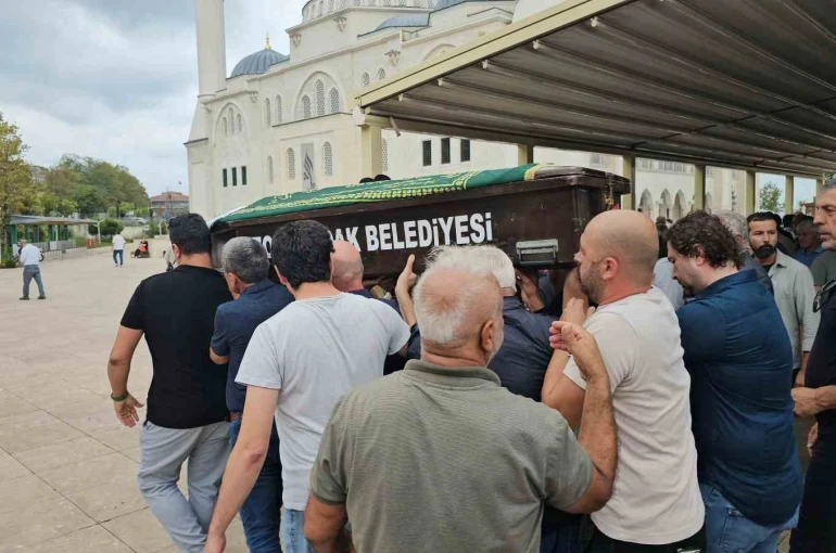Doğum gününde kaza yapan genç, memleketinde toprağa verildi 
