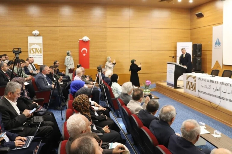 DPÜ’de "Postmodernizm, Toplumsal Değişim ve Din" başlıklı sempozyum 