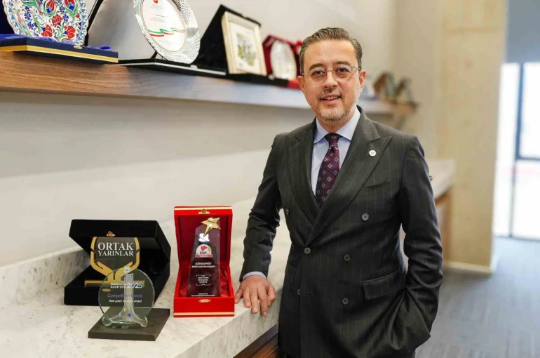 DSO Başkanı Selim Kasapoğlu’na ‘En Başarılı İş İnsanı’ ödülü 