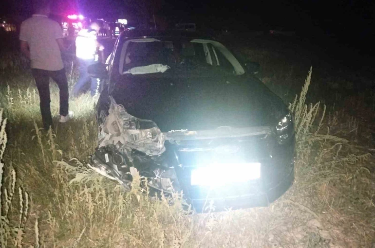 Düğün konvoyundaki kaza ucuz atlatıldı