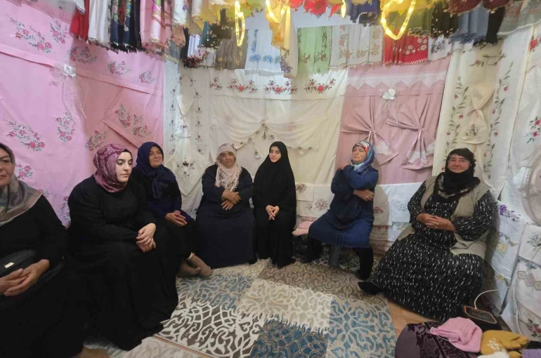 Düğün öncesi çeyiz odası Tokat’ta geleneksel buluşma noktası oldu 