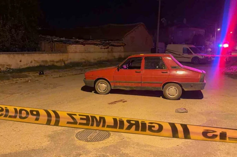 Düğünde yaşanan bıçaklı ve silahlı kavgada 1 kişi öldü, 4 kişi yaralandı 