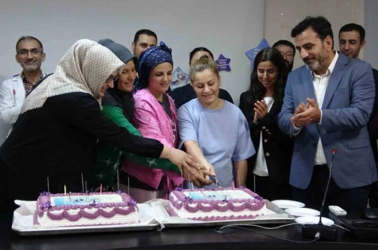 Dünya Prematüre Günü kapsamında "aceleci bebekler" için özel etkinlik 