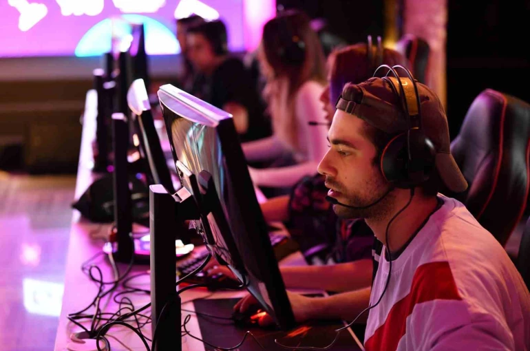 Dünyanın en büyük oyun geliştirme maratonu YTÜ’de 