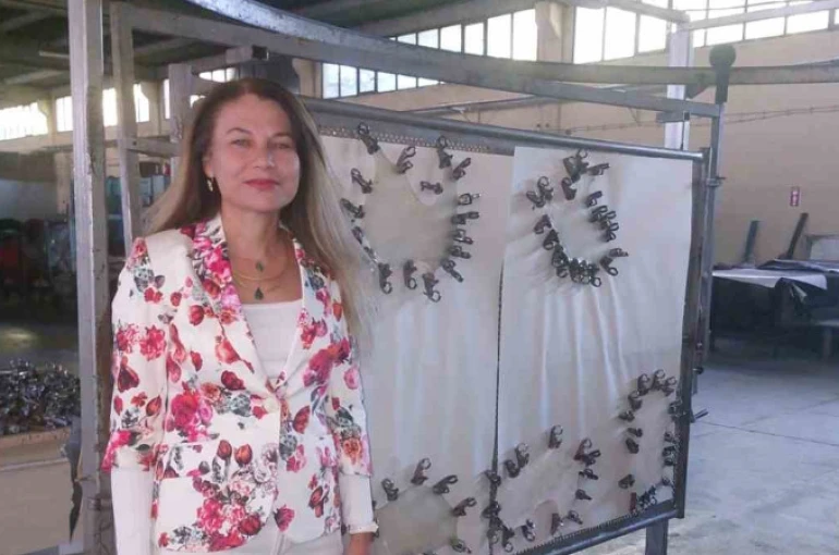 Dünyanın ilk kadın deri profesörü Prof. Dr. Elif Eser Eke Bayramoğlu’ndan gururlandıran başarı 