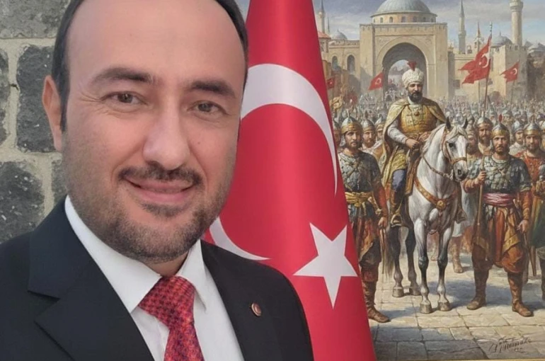 Düşünce Rotası Derneğinden bayrak provokasyonuna tepki 