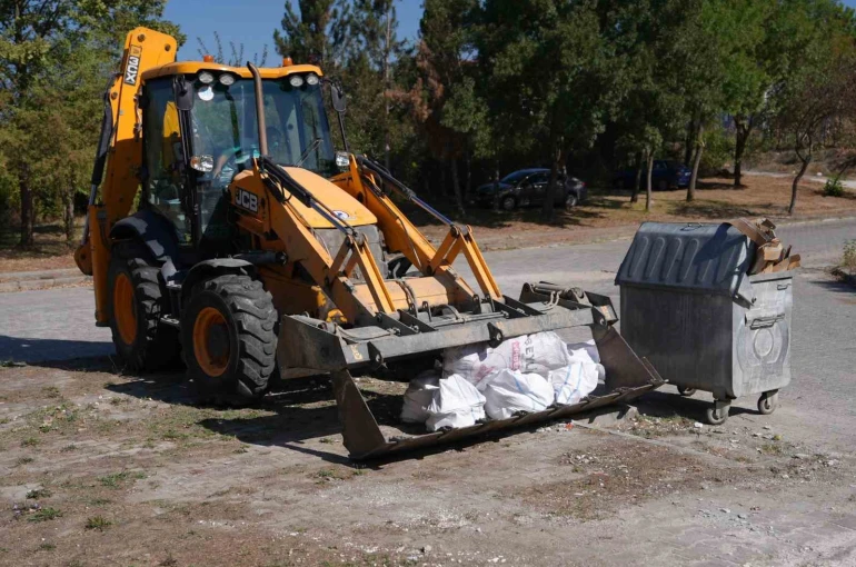 Düzce Belediyesi’nin ‘Temiz Şehir Düzce’ kampanyası hız kesmeden devam ediyor 