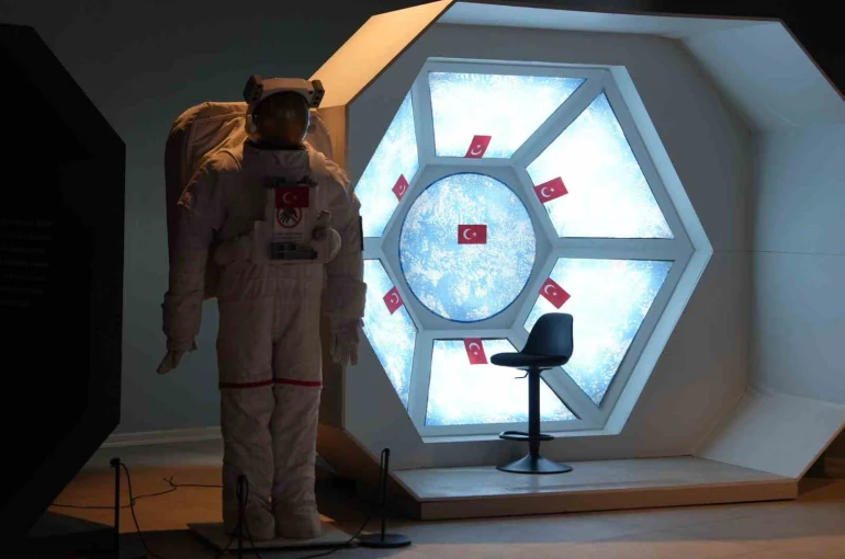 Düzce Bilim Merkezi’nde Türkiye’nin uzay yolculuğu 