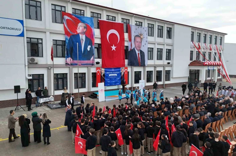 "Düzce eğitim öğretimde otobana çıkacak" 