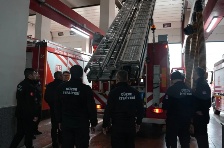 Düzce İtfaiyesi yedi 24 vatandaşın yanında 