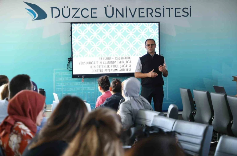 Düzce Üniversitesi’nde Erasmus+ KA220 projeleri atölyesi düzenlendi 